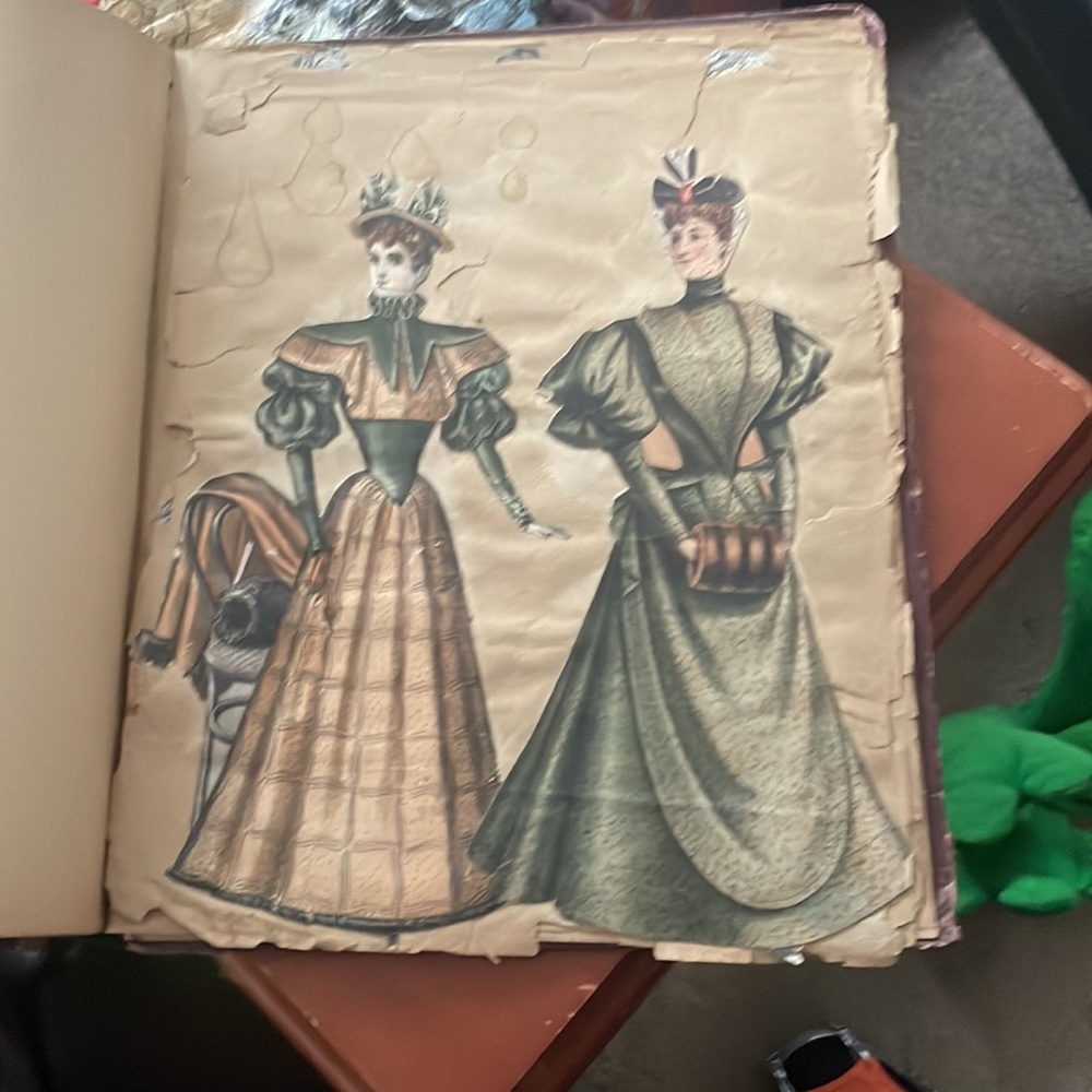 Antique early designer of fashion industry album scrapbook - Picture 10 of 17